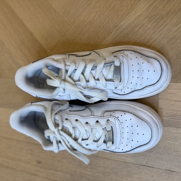 Nike Air Force 1LE - Big  Kids shoes - 5 Y - - Picture 3 of 11